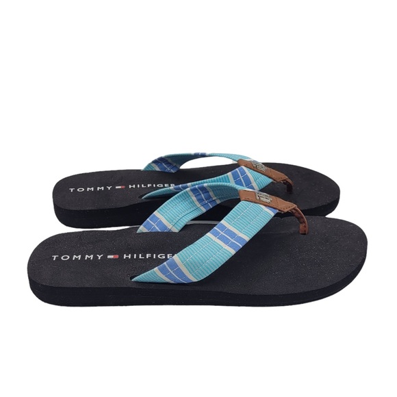 Tommy Hilfiger Shoes - NWOT Tommy Hilfiger Women’s Miami Prep Canvas Flip Flop Size 8